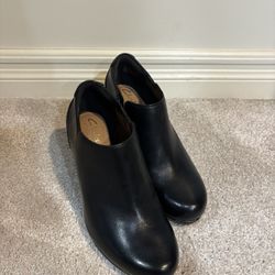 Brand New Clarks Heels