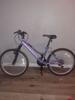 HUFFY ROCKREEK All Terrain Bicycle.