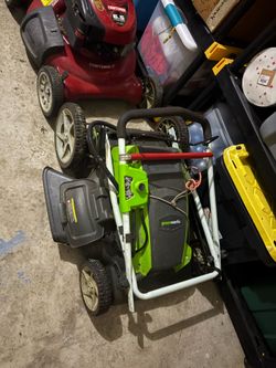 Greenworks lawnmower
