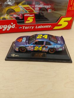 Jeff Gordon #24 1999 Superman Monte Carlo Race Car 1 of 16,872 COA Revell