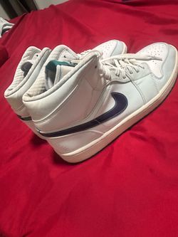 Jordan 1 mid
