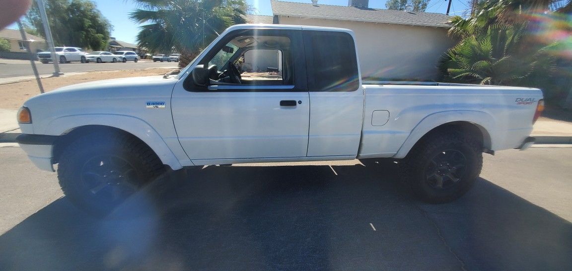 2001 Mazda B4000 