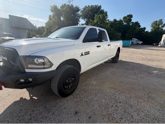 2017 Ram 2500  6.7Cummings diesel