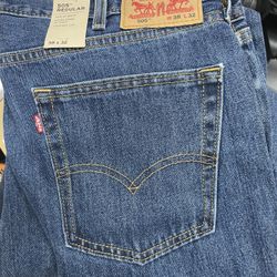 Levi’s Different Sizes 25 Or 35 Dollars 