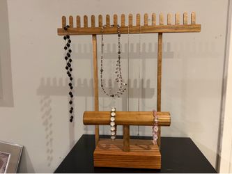 Necklace & bracelet holder
