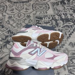 New Balance 9060 Pink White U9060FRL Size 7.5 (WOMENS)