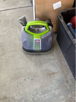 Carpet cleaner