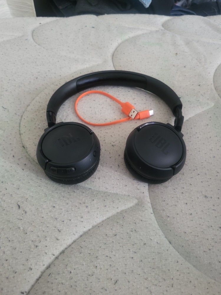 Jbl Bluetooth Headphones Tune 520
