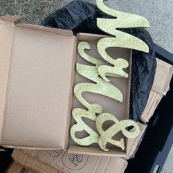 Mr. & Mrs Sign