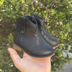 Toddler girl size 5 boots