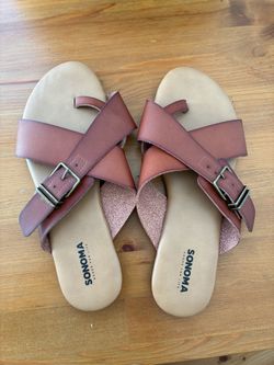 New women’s shoes (size 8)