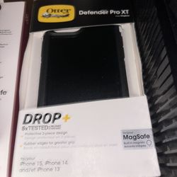 New iPhone Case Otter Box (Never Used) 