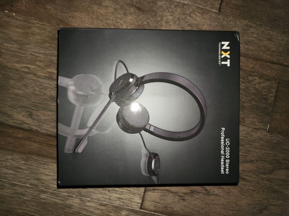 NXT Technologies™ UC-2000 Noise-Canceling Stereo Computer Headset

