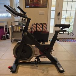Exercise Bike w/ Bluetooth - Used less than 2 Hours! 330lb Capacity
