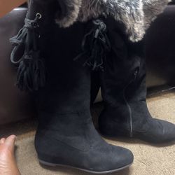 Black Suede Size 9 For Boots