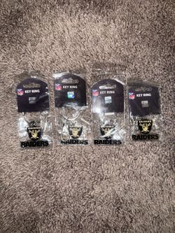 🏴‍☠️ Official NFL Raiders Key Rings / Keychains – NEW