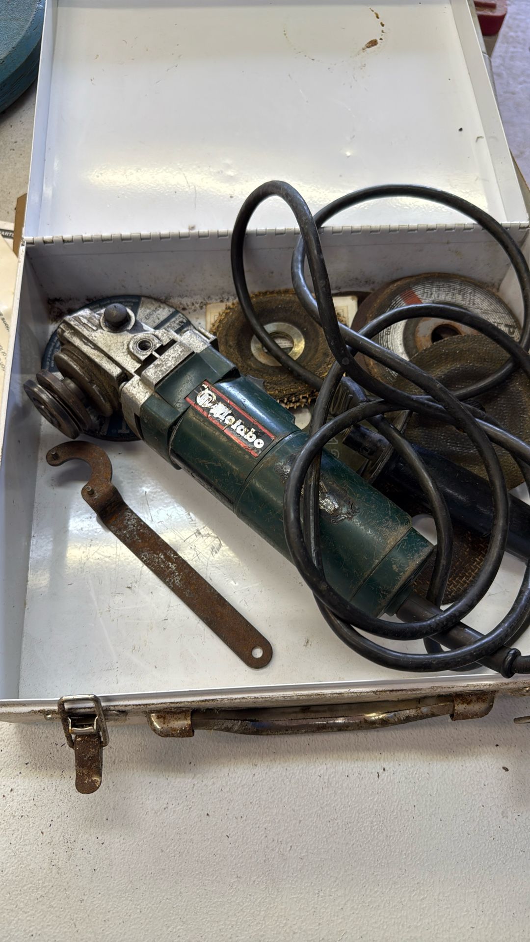Side Grinder And Blades