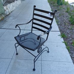 Black Metal Spring Rock Patio Chair