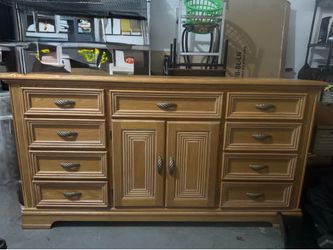 WynWood Dresser- 12 Drawer