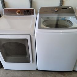 New Samsug Large Capacity Top Load Washer and Used Gas Dryer Set