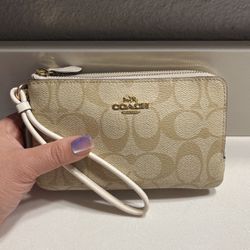 Coach Double Sized Wristlet 