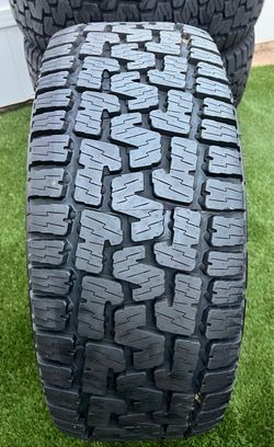 Pirelli tires 275/55/20