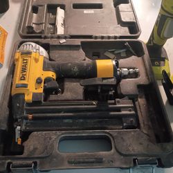 Gun dewalt
