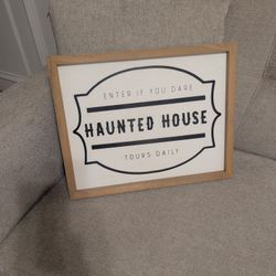Decorative Halloween Sign, $5, Good Condition 