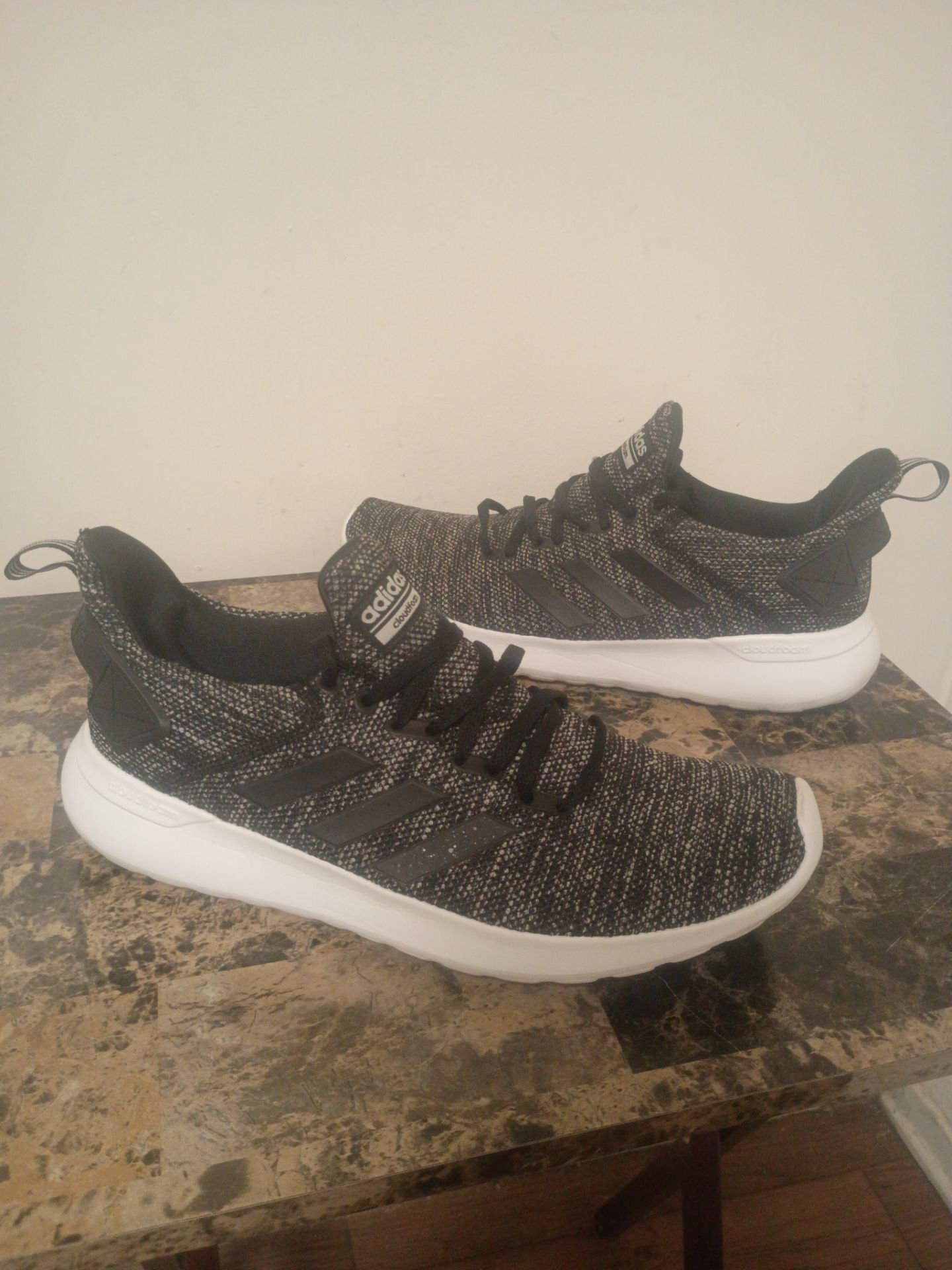 Adidas Cloud foam Pure 2.0 Unisex Trainer/Running Sneakers Size 10M 11.5W