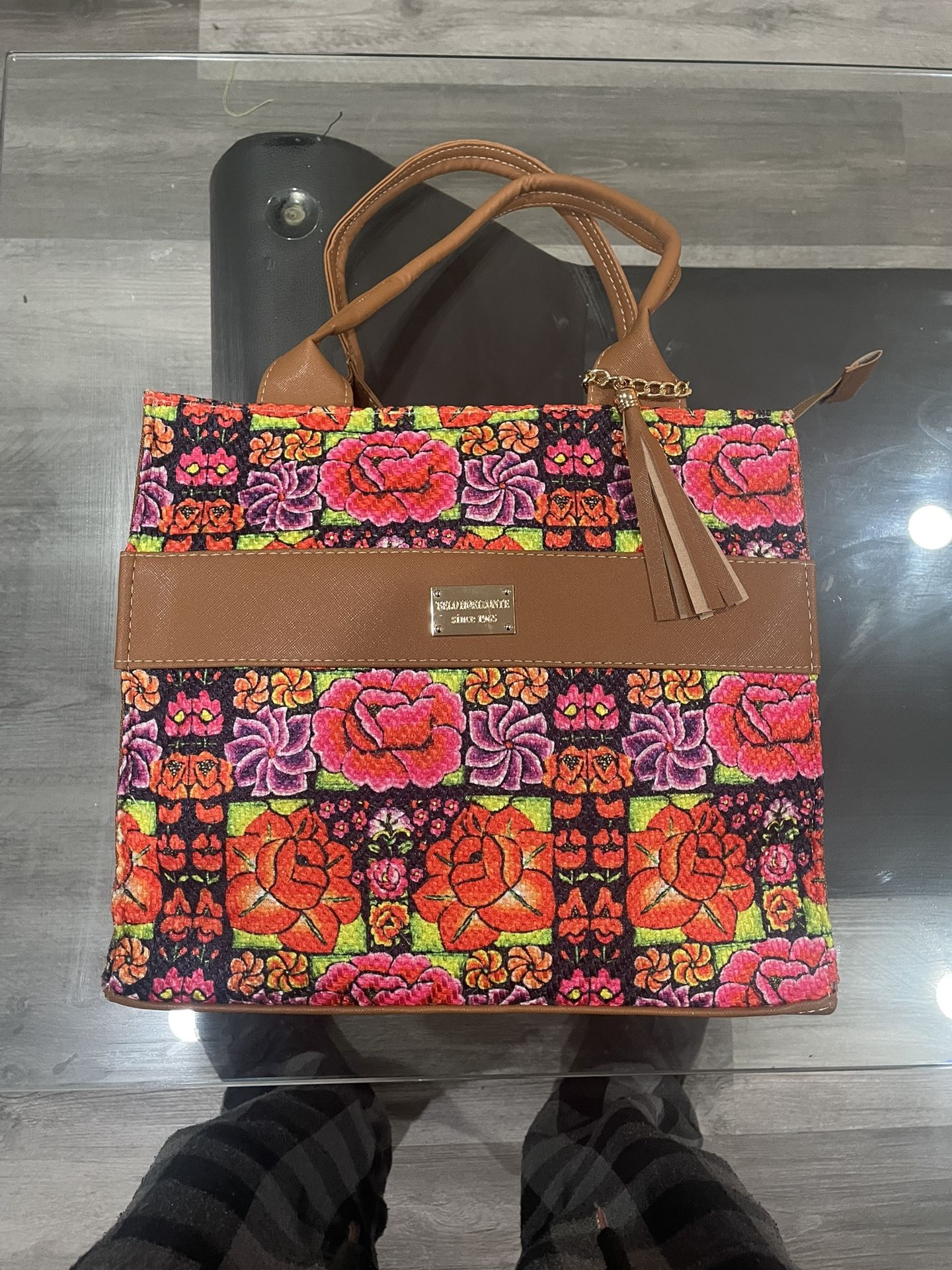 Women’s Purse. Straight From Mexico Leather