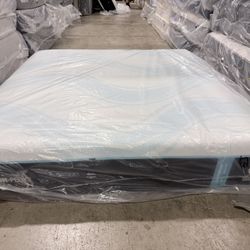 💥King Mattress Tempurpedic LuxeBreeze Medium Hybrid 2.0 💥 Take It Today For Only $50 Down 