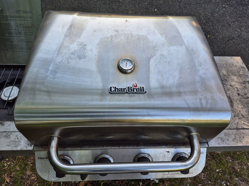 Charbroil BBQ Grill