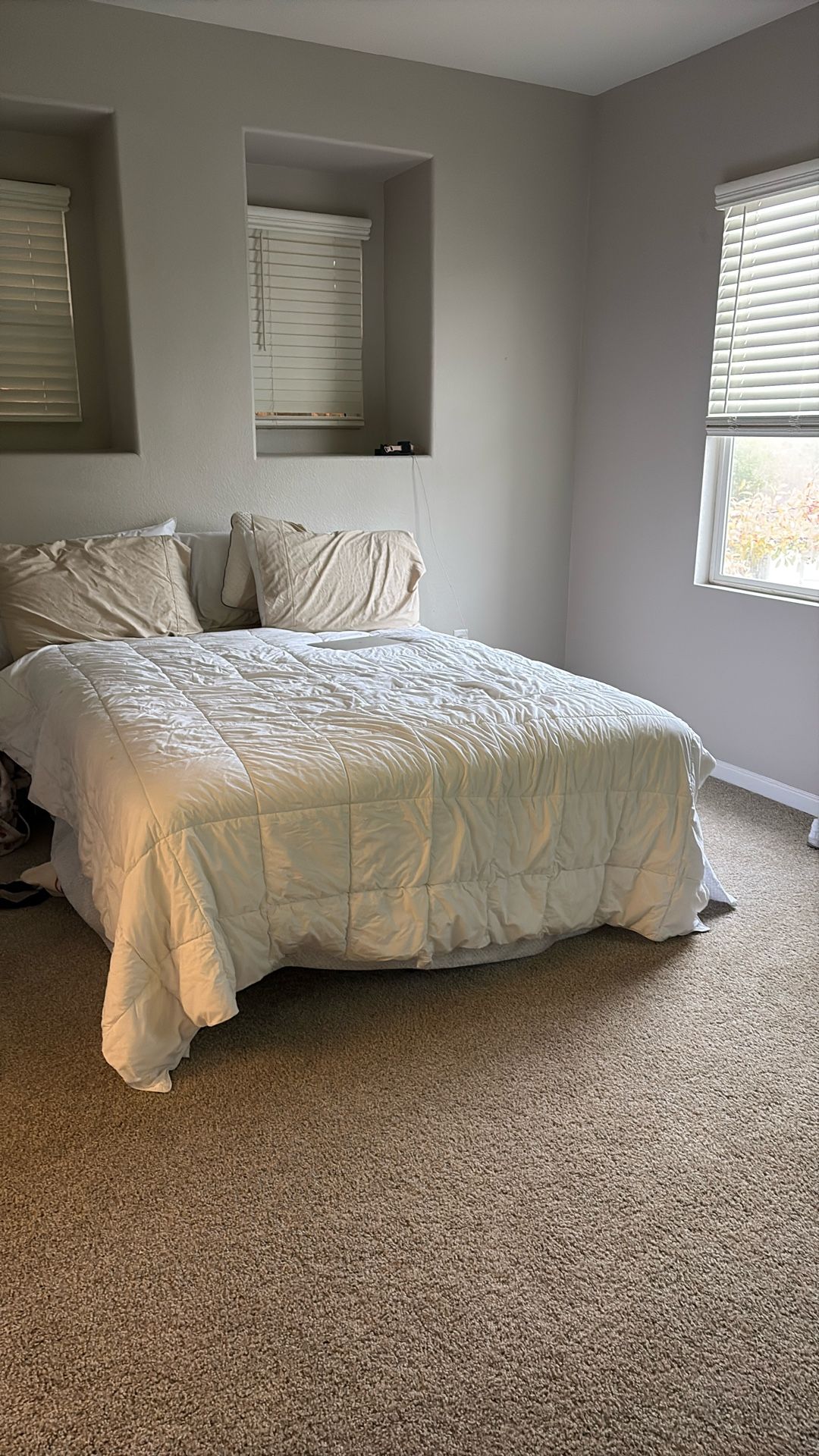 Queen Size Bed With Frame