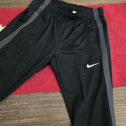 Nike Women Pants