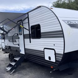 Rv Gulf Stream Año 2024 25 Pies Ubicado 9850 Nw 27 Ave Miami Fl 33147 O 786:327:1327 O 786:957:9369 