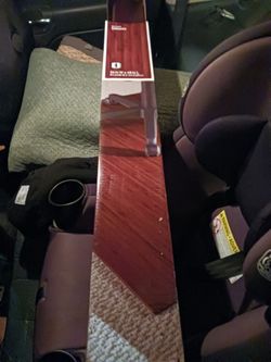 BRAND NEW IN BOX MED SZ BAMBO WOOD ROLL UP CHAIR MAT PAID 129 SELL 1ST 20 $ GETS IT FIRM