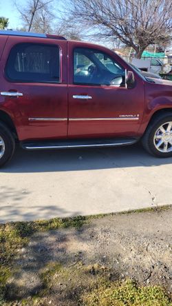 YUKON DENALI 2009