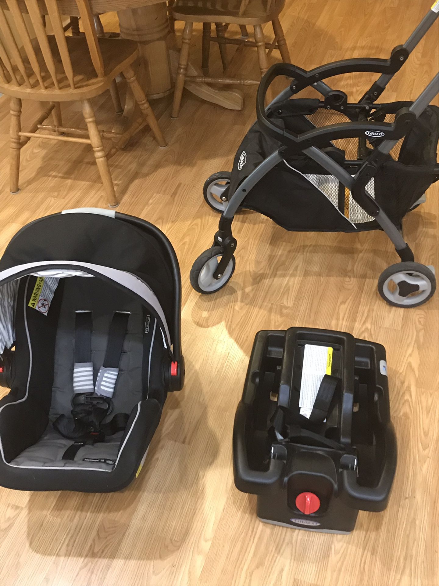 Graco SnugRide 35 infant car seat, base, and stroller