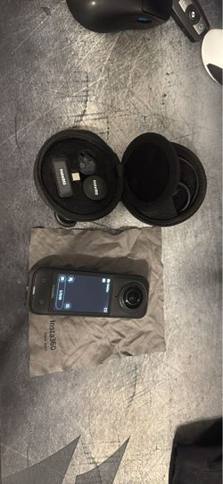Insta360 x5