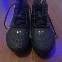 black and grey nike alpha menace 4 football cleats