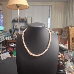 Vintage Marvella 16" Twisted Faux Pearl Choker Necklace - Excellent Condition