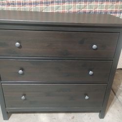Ikea Dresser In Good Condition 