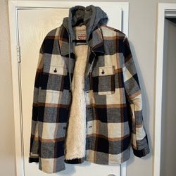 Levi’s XL Men’s Plaid Sherpa-Lined Hooded Jacket