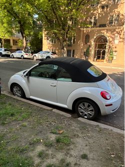 2010 Volkswagen Beetle