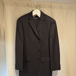 SUIT MEN Michael Kors Size: jacket 42, pants slim 32 long 