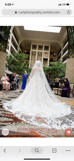 Wedding dress