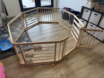 Wooden Kids Play Pen