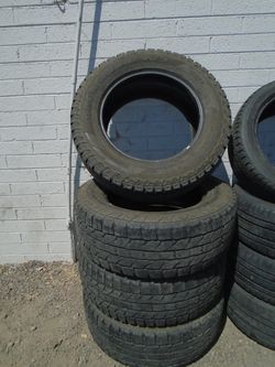 YOKOHAMA GEOLANDAR A/T 35/12.5/20