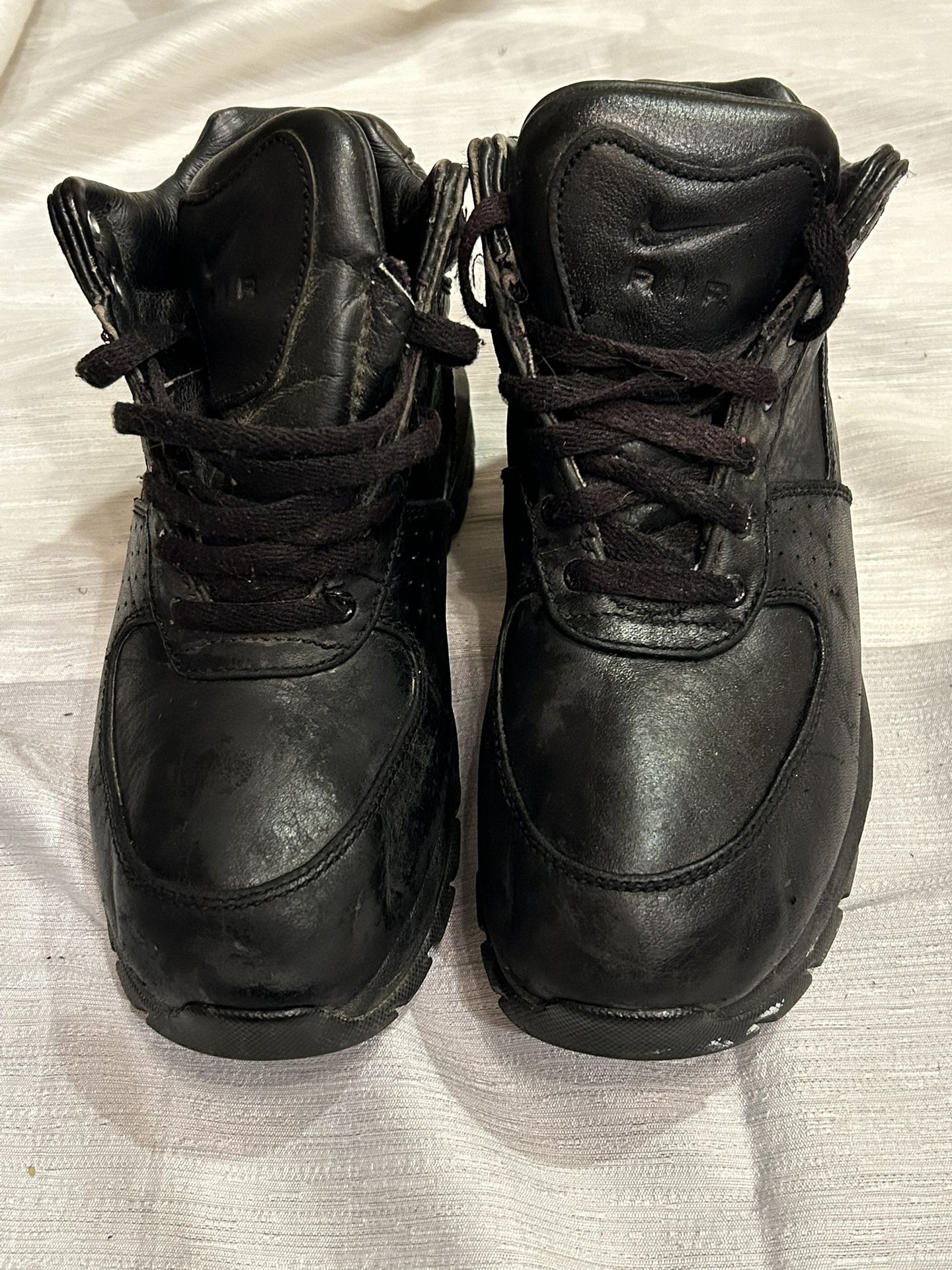 Nike Air Max Goadome ACG Boots Youth 6Y Black Leather Waterproof 311567-001
