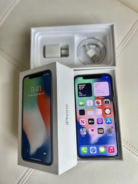 iPhone X Unlocked 256GB Black